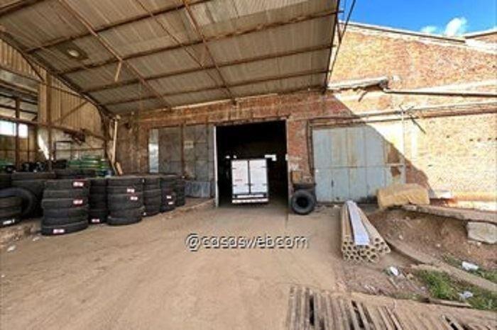 Venta 1200m2 en terreno de 4339m2 en Bella Vista