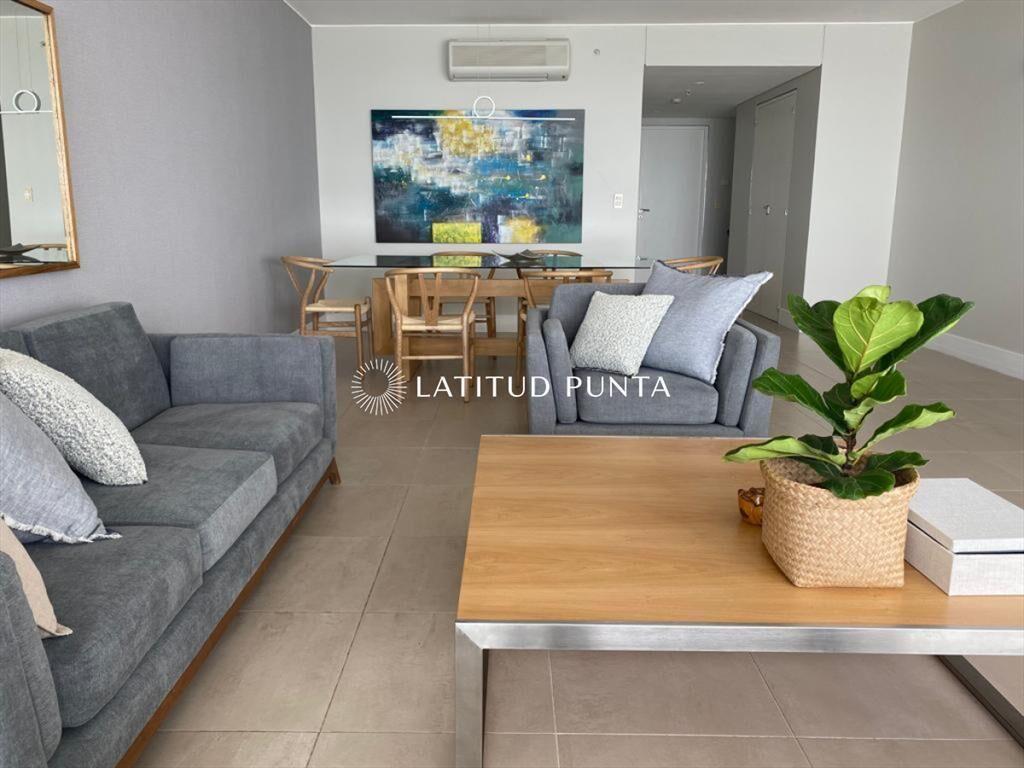 Apartamento en Le Parc, piso alto, 2 suites más