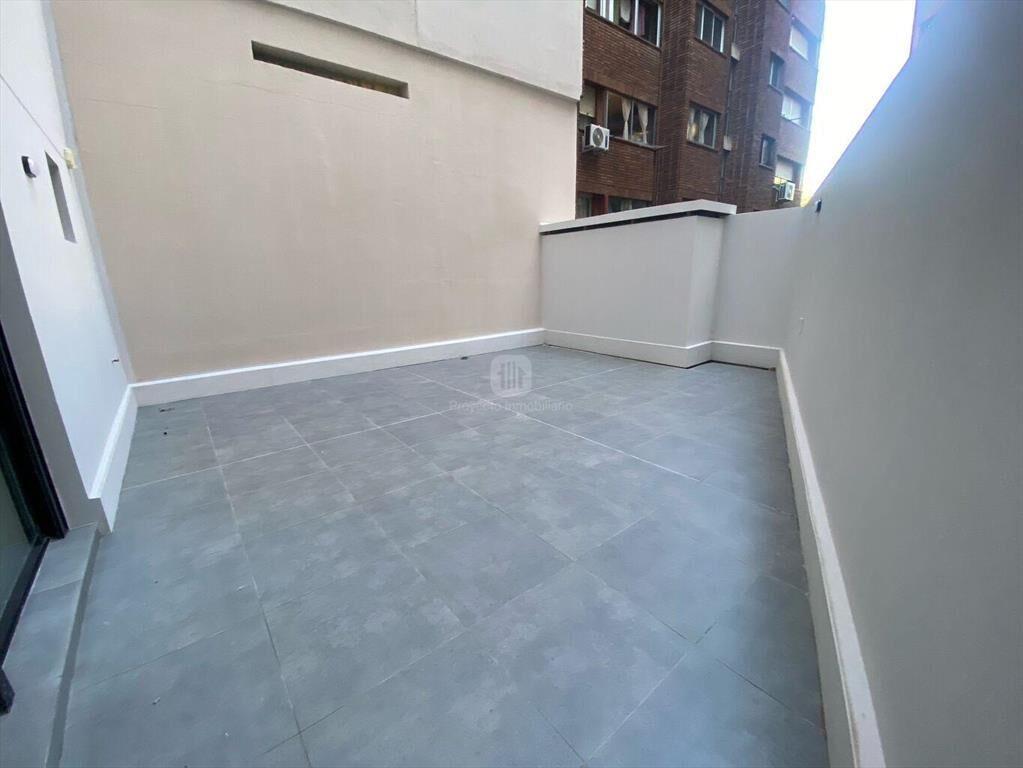 VENTA APARTAMENTO UN DORMITORIO CON PATIO PUNTA CARRETAS