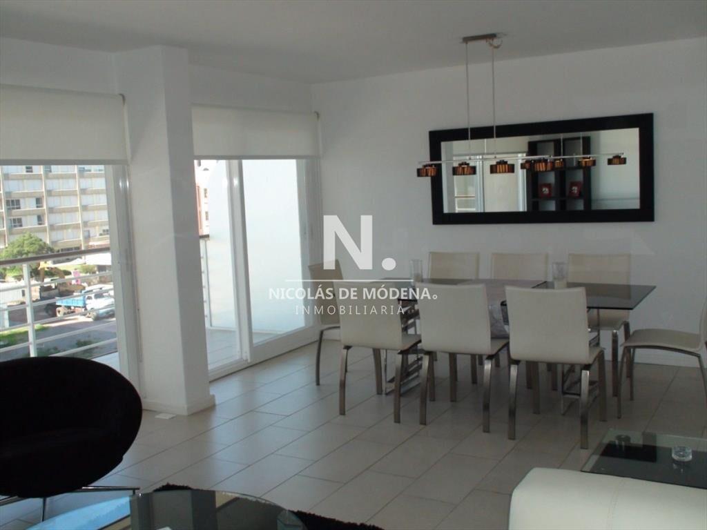 Penthouse en venta en Peninsula, 3 dormitorios en