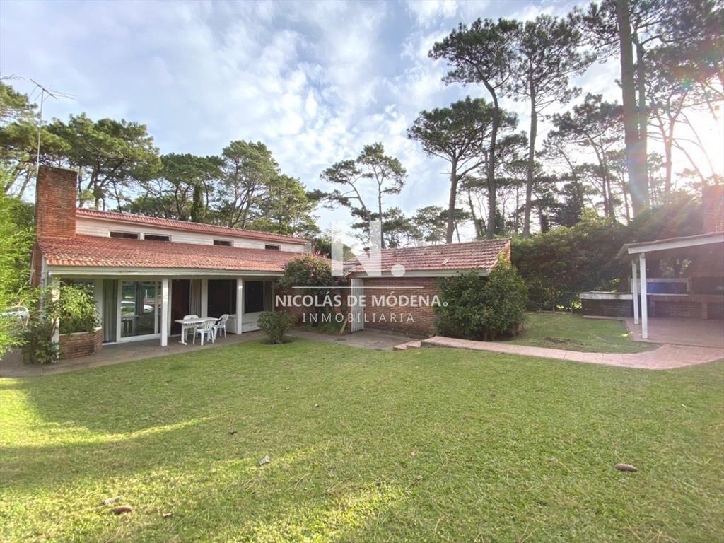 VENDE CHALET TRES DORMITORIOS , DOS BAÃ?OS Y Y DE