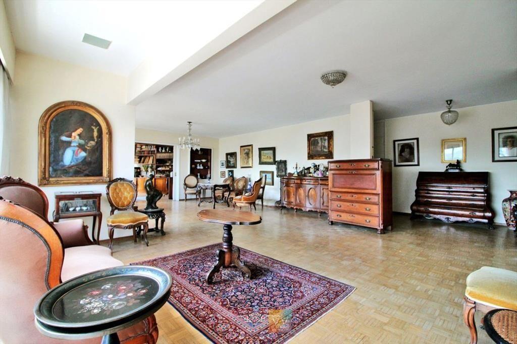 VENTA APARTAMENTO 3 DORMITORIOS Y SERVICIO POCITOS
