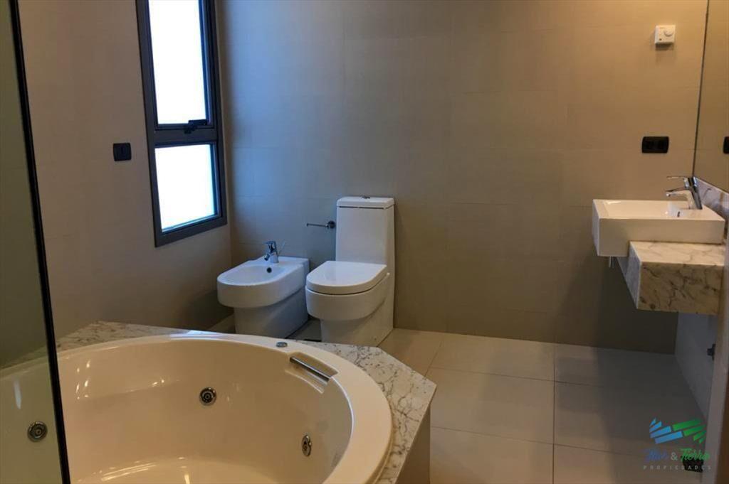 DEPARTAMENTO CON PISCINA PROPIA EN VENTA, 3 EN