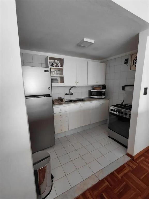 Alquiler Apartamento de un dormitorio. Pocitos ( Amueblad
