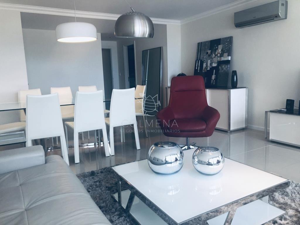 Apartamemto de 3 dor 3 baños con balcon en en la