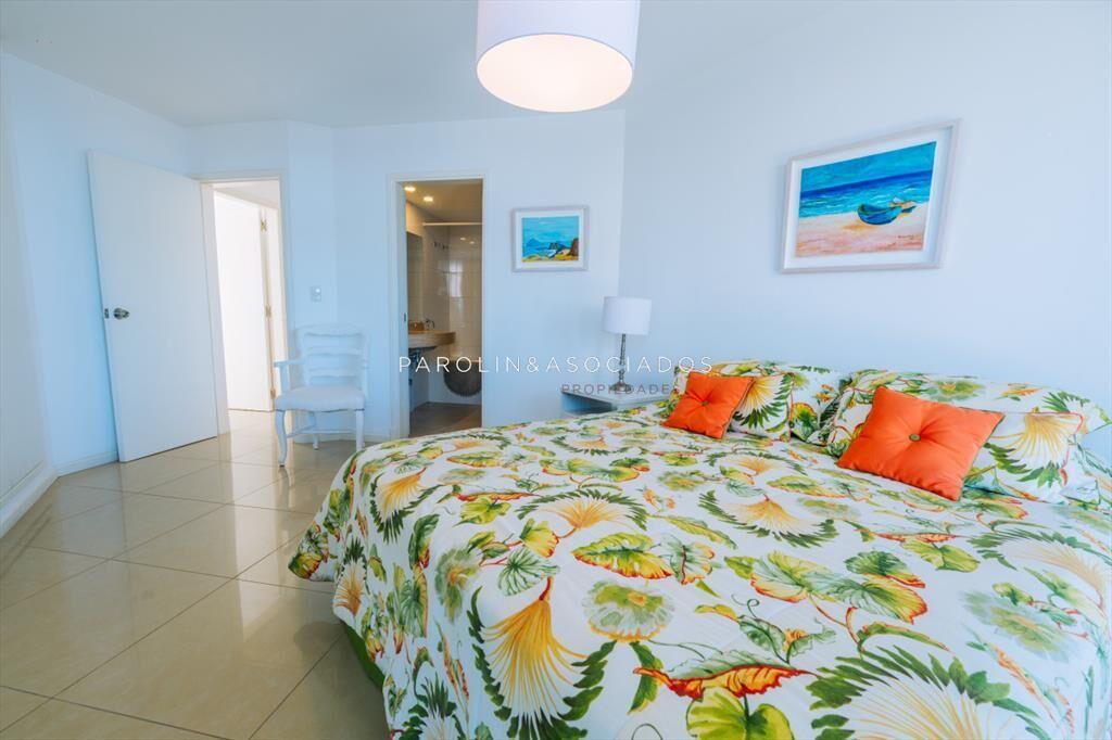 Apartamento a 100 metros del mar, 3 dormitorios más depend