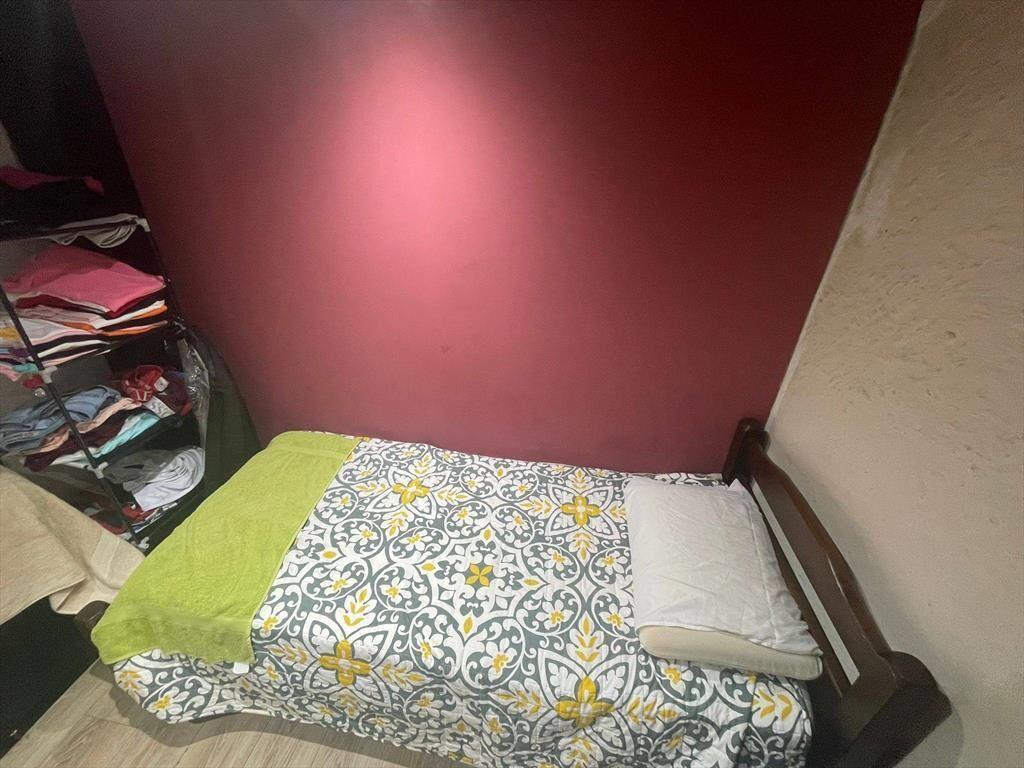 Venta Casa Cuatro Dormitorios en Pocitos con Azotea amplia