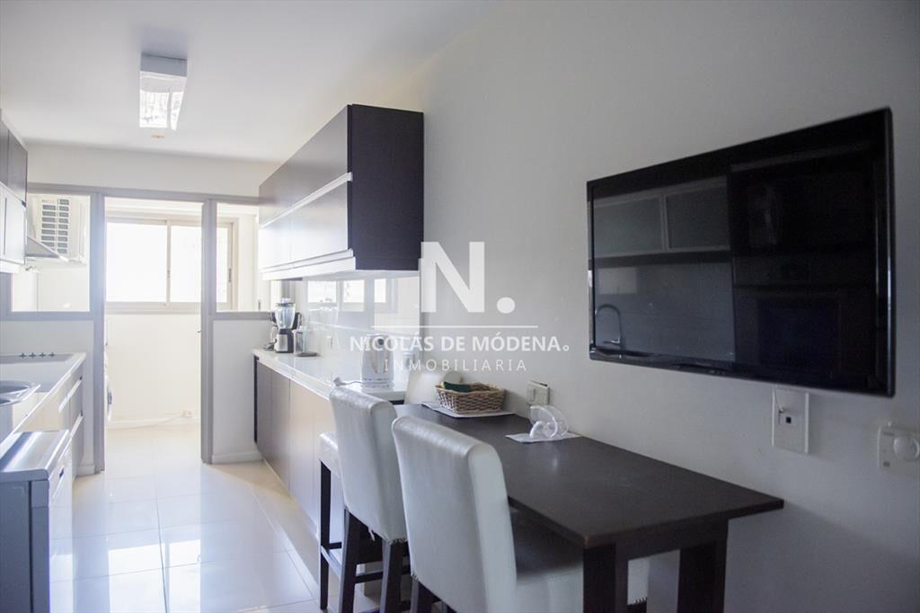 Apartamento en venta en Brava de 3 dormitorios, -