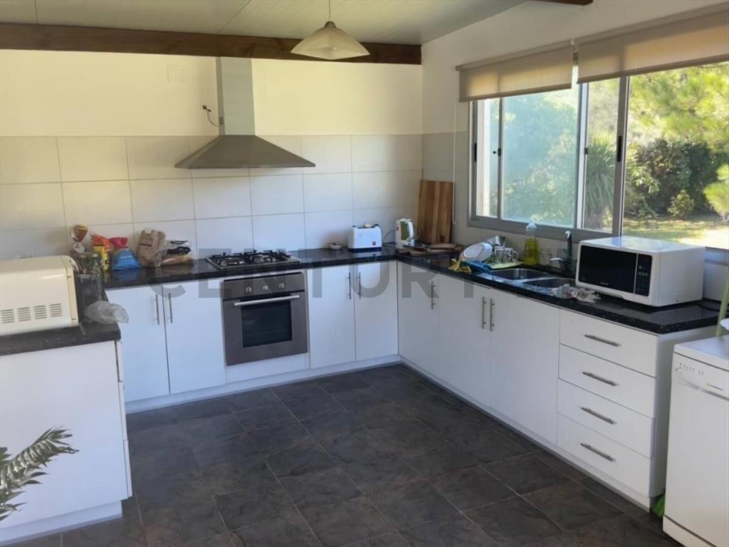 Casa + Terreno(2800m2)/Marco de los Reyes/2 Dorm/2 Baños/...