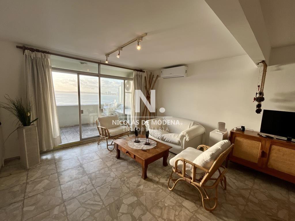 Venta penthouse tres dormitorios. Península, del