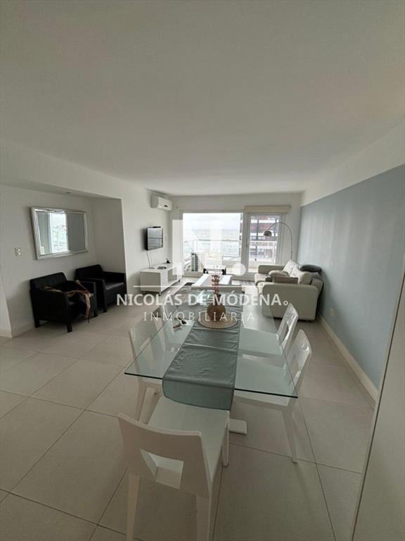 Apartamento en Península - Punta del Este