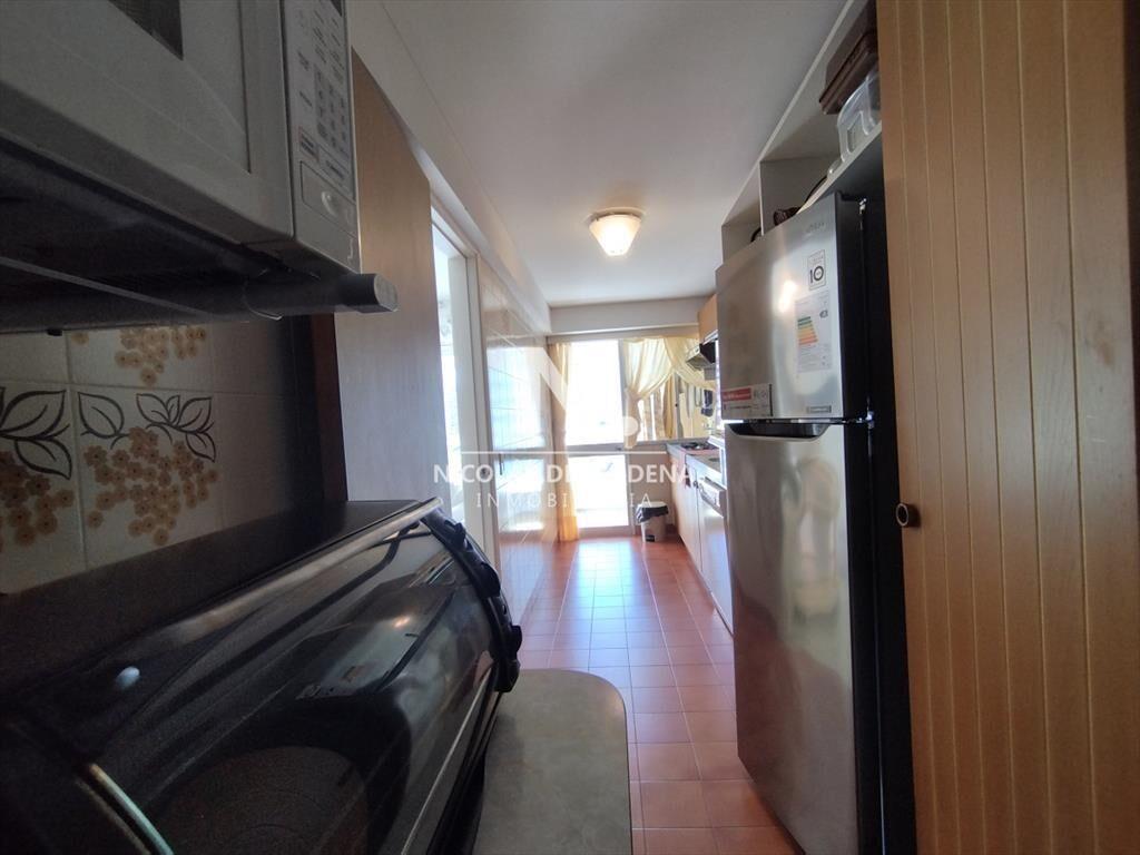 Alquiler y venta de apartamento de dos en Punta