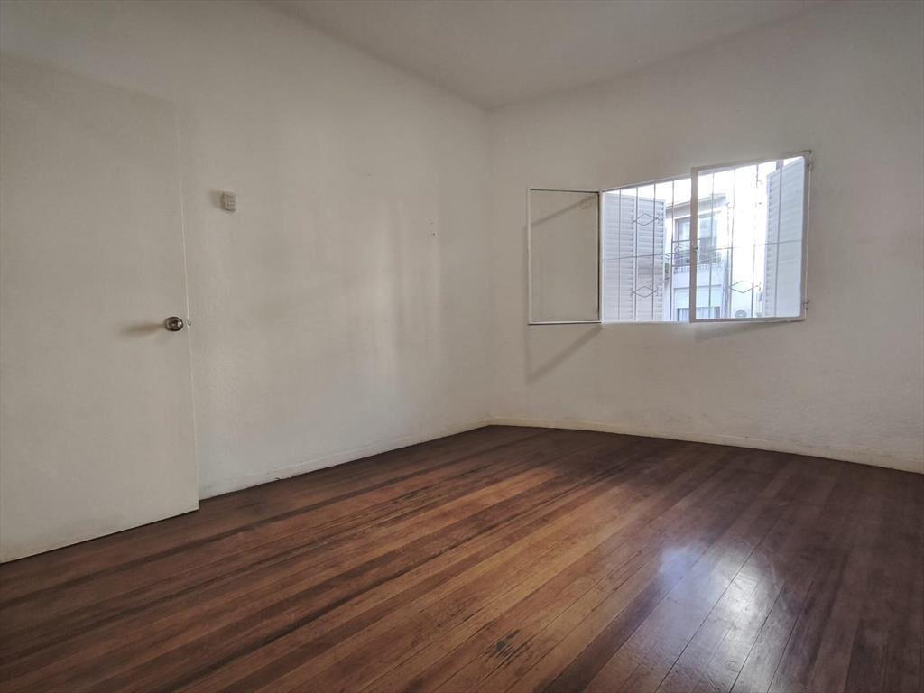 Alquiler en el Centro de Apartamento de dos Dormitorios con