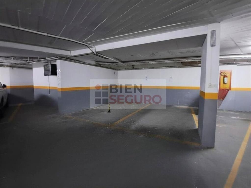 Oportunidad. Cómodos garajes fijos en alquiler en Puerto de