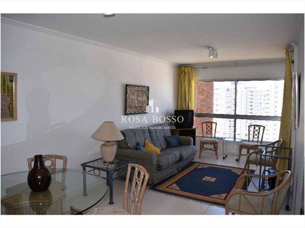 Apartamento en Brava, 1 dormitorios *