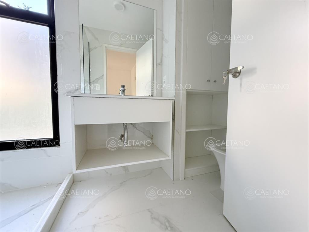 Venta casa PH 3 dormitorios - Pinares
