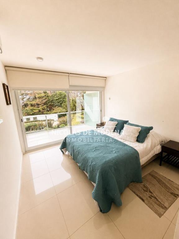 Departamento de 1 dormitorio en venta en complejo