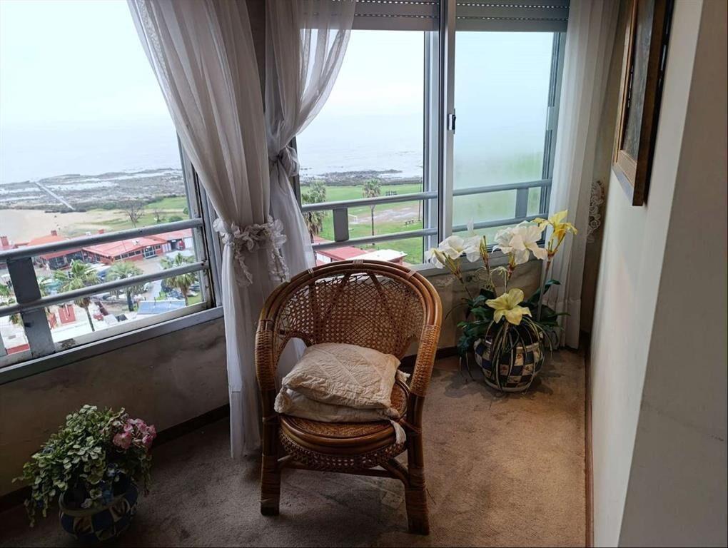 Alquiler Apartamento Punta Carretas 2 Dormitorios 1 Baño Mu