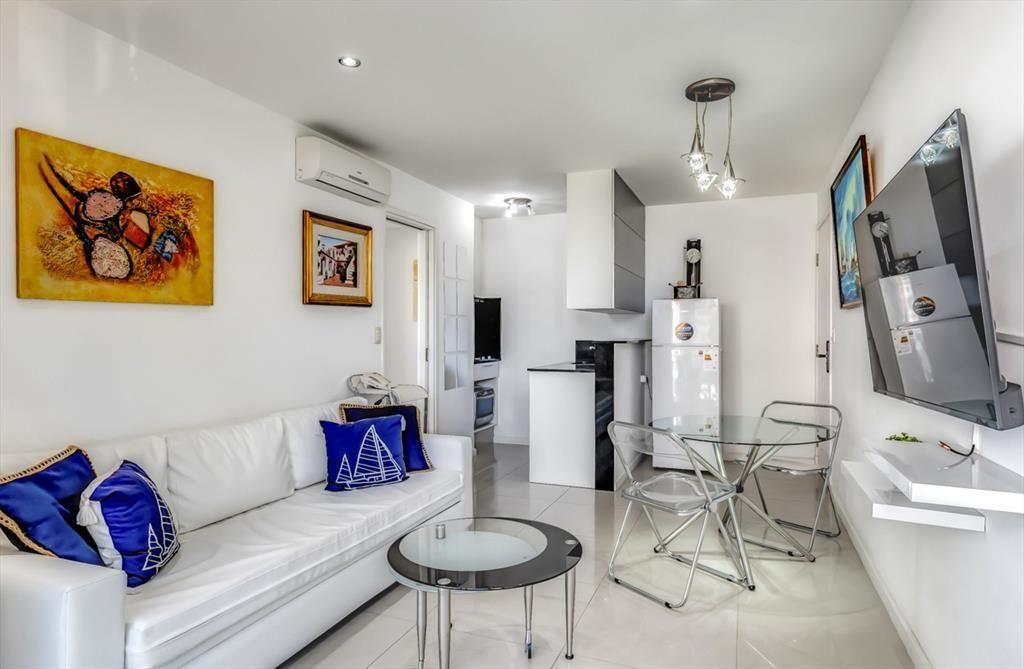 DEPARTAMENTO ESQUINERO UN DOMITORIO A LA VENTA