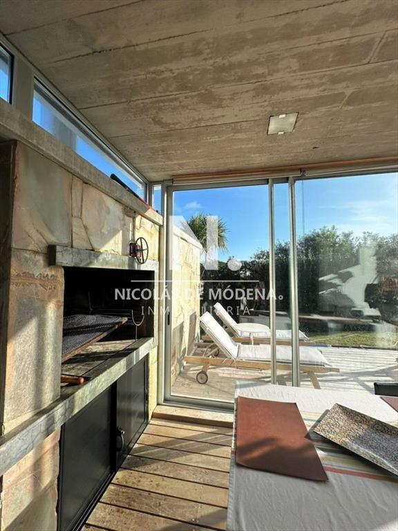 Vende casa de 4 dormitorios en Tio Tom, Punta