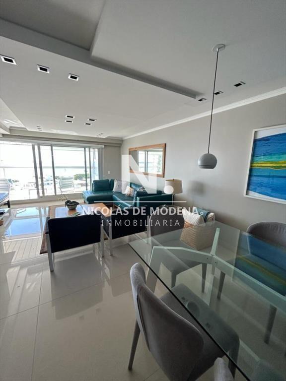 Vende apartamento con excelentes amenites de 3