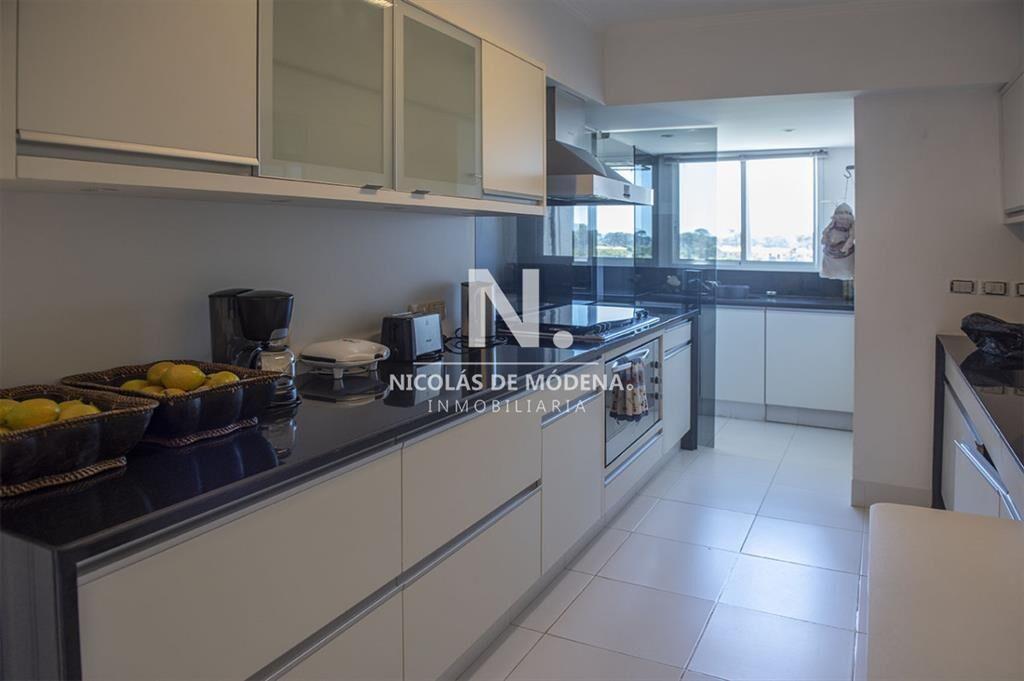 Penthouse Duplex en Venta de 4 dormitorios en ,