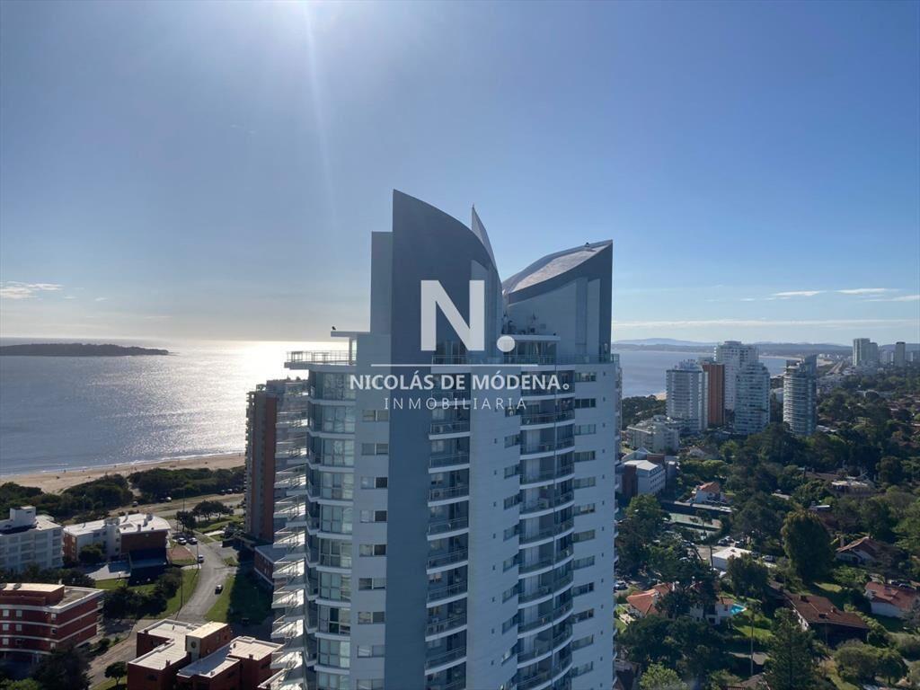 Espectacular penthouse en alquiler con vista al
