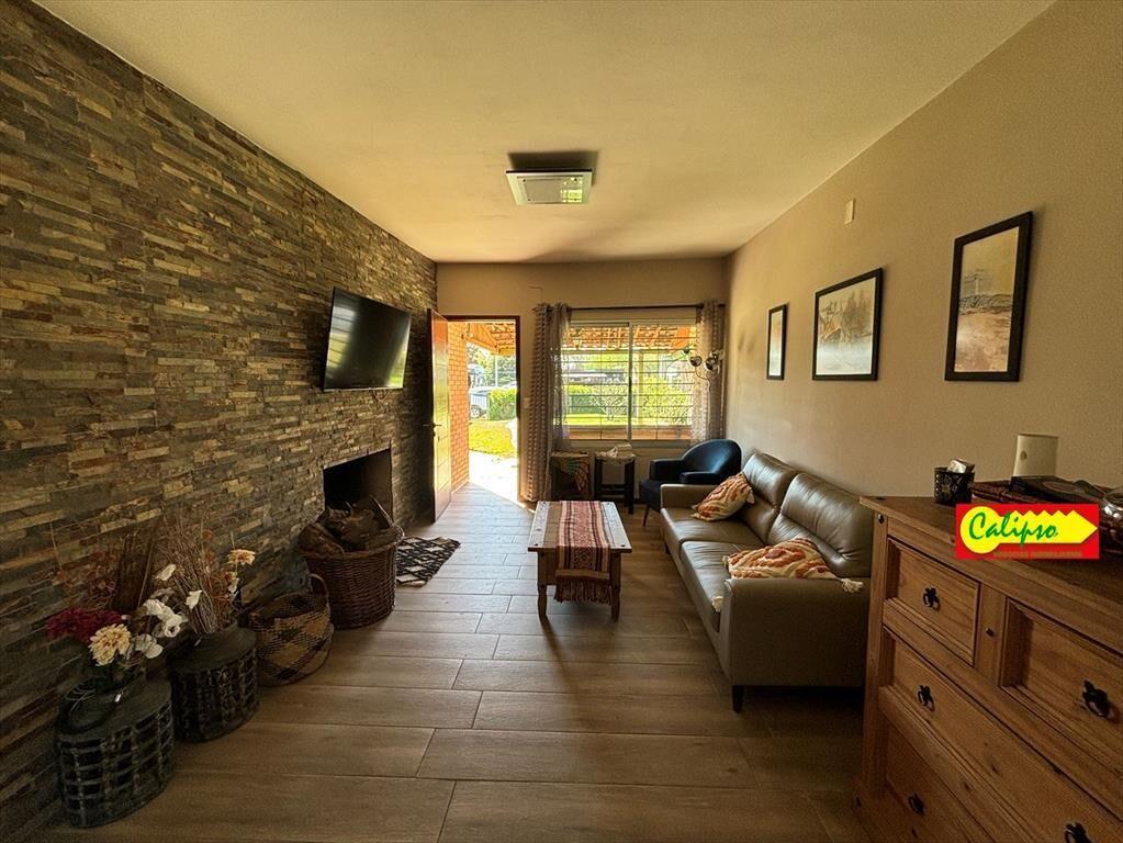 Venta - Casa - 4 dormitorios -Piscina climatizada-Atlantida