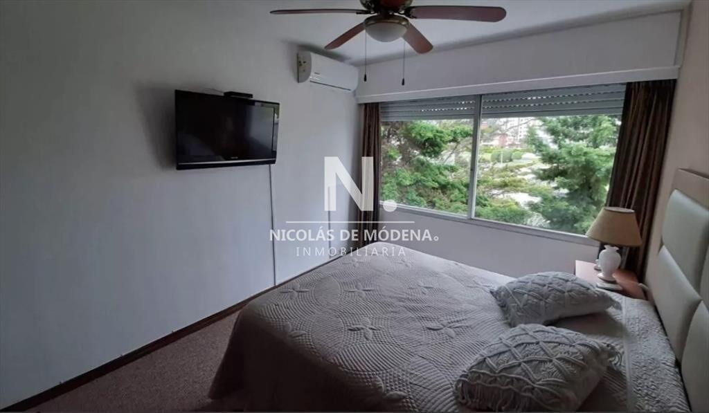 APARTAMENTO EN PRIMERA LINEA DE PLAYA MANSA, 2