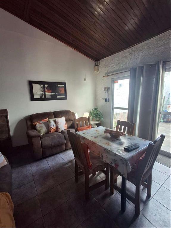 Venta de casa 2 dormitorios, patio, barbacoa, Paso Molino