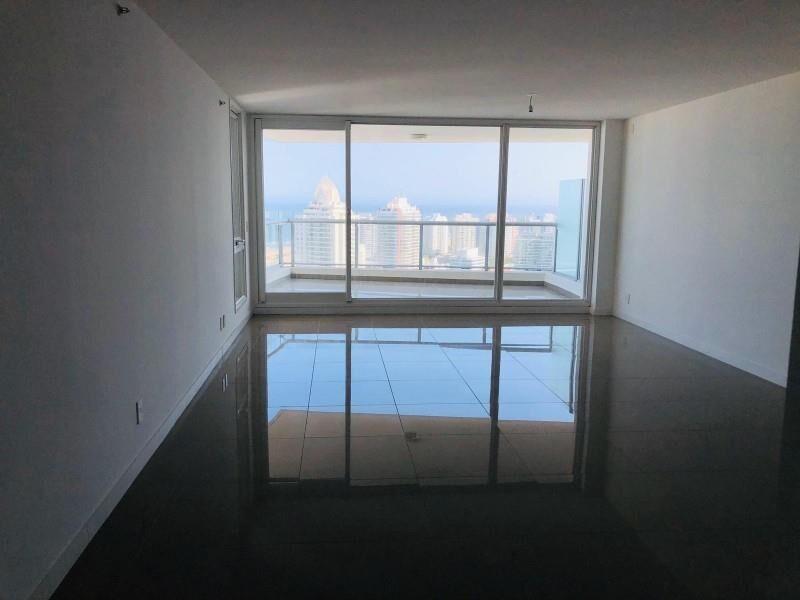 DEPARTAMENTO DE 3 DORMITORIOS EN TORRE ONE, PUNTA DEL ESTE