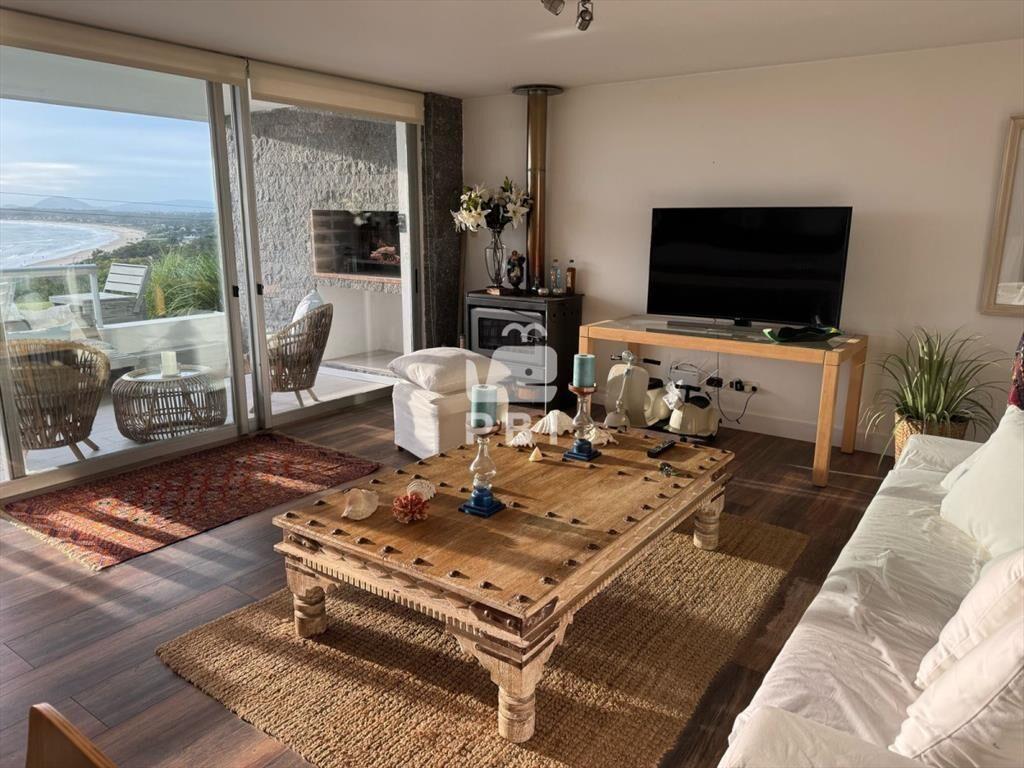 Apartamento en Punta Ballena 2 dormitorios - II -