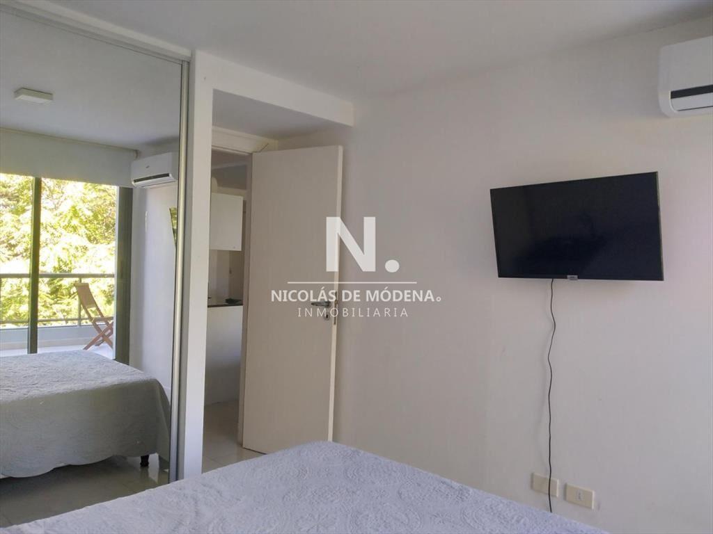 Apartamento en Venta de 2 dormitorios en Punta ,