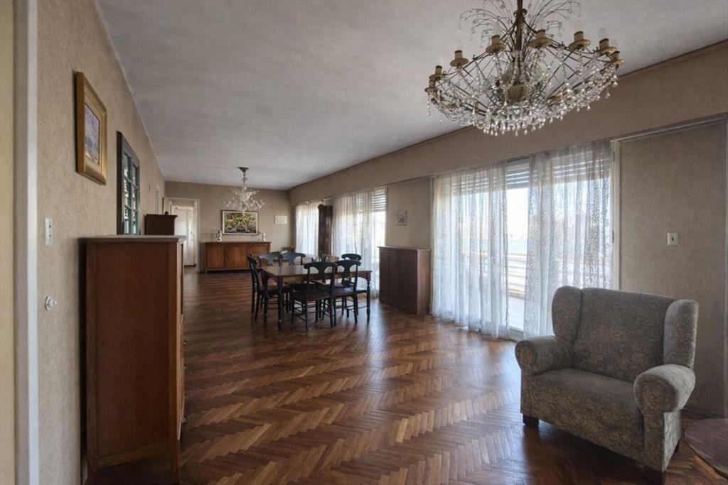 Alquiler Penthouse Arroyo seco 850 m2 7dormitorios