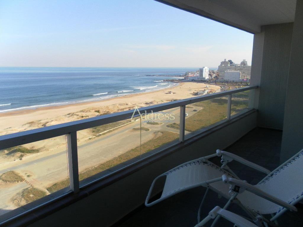 Apartamento en Brava, 2 dormitorios *