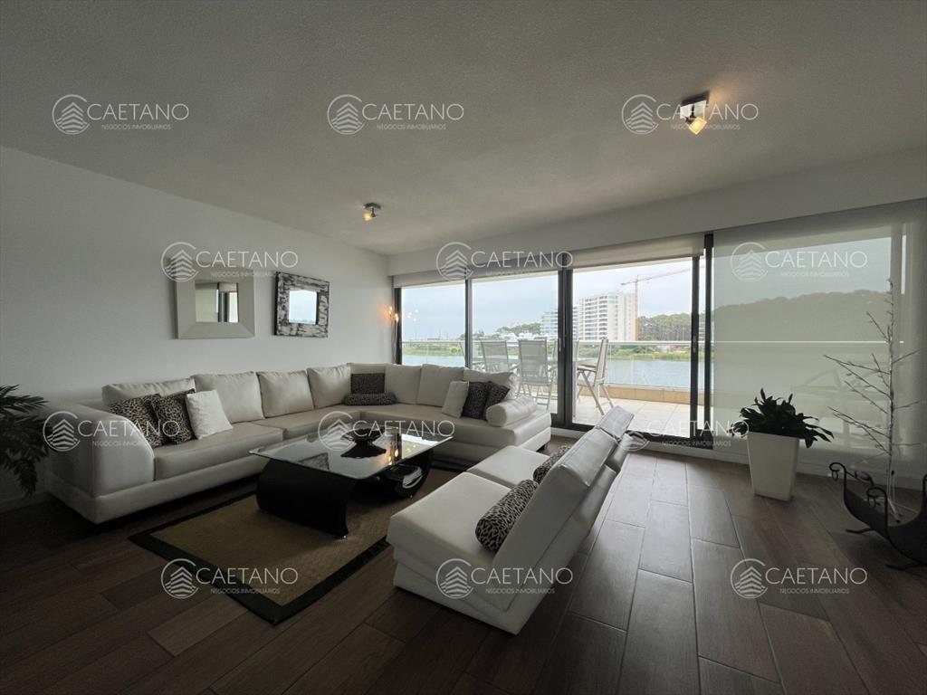 Apartamento en venta 3 dormitorios en la Mansa.