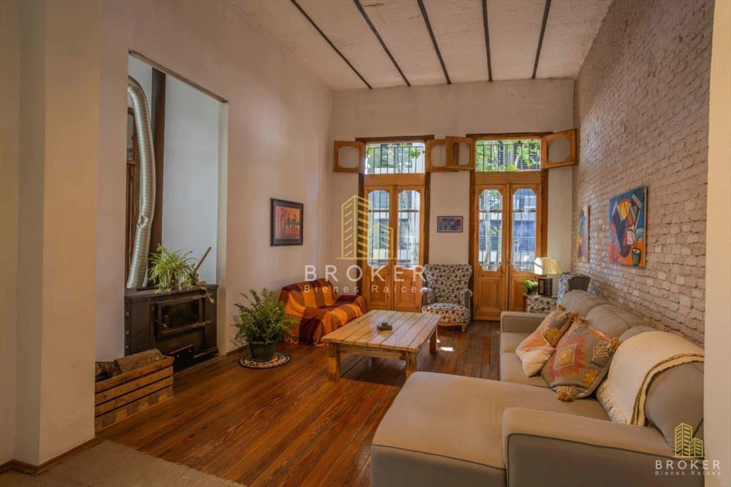 Venta Casa en Centro Montevideo, 4 dormitorios y