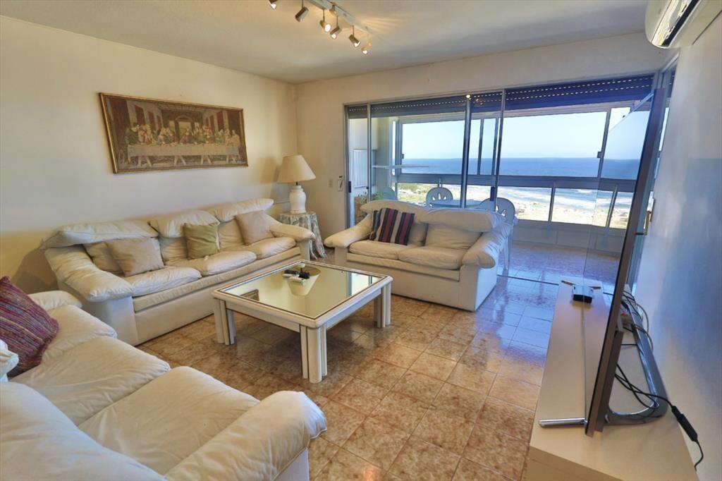 APARTAMENTO EN VENTA 3 DORMITORIOS EN EDIFICIO