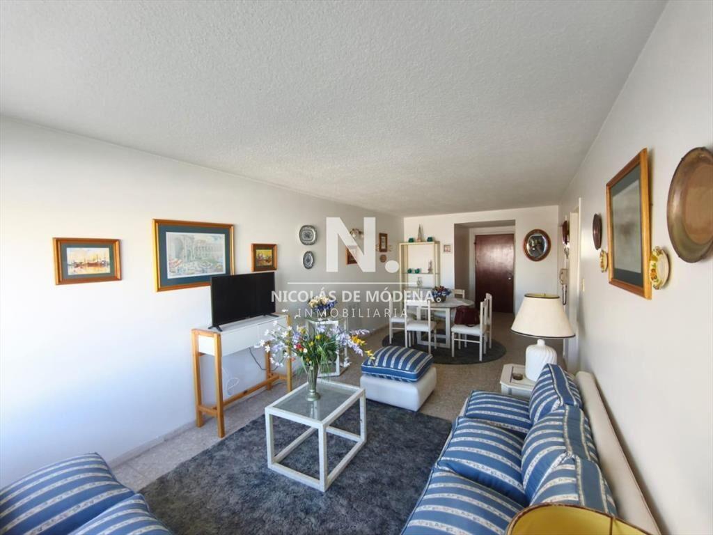 Apartamento EN VENTA - 3 dormitorios en - Punta