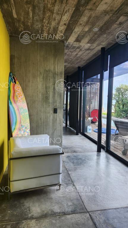 Venta de Amplica Casa en La Barra