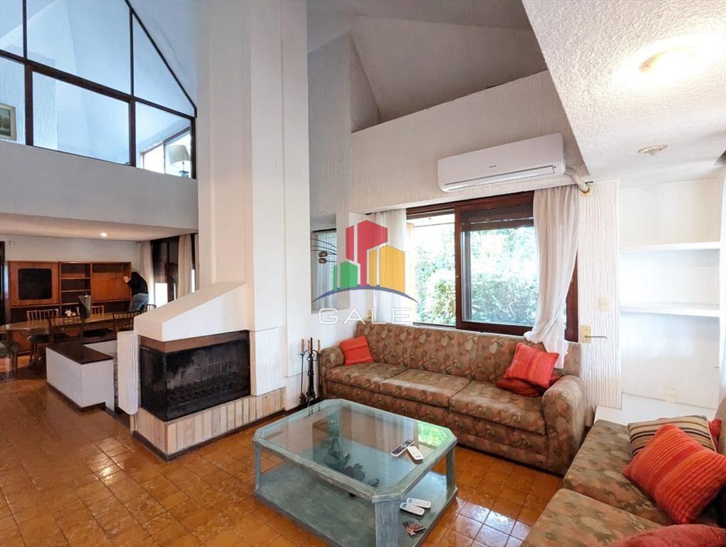 Hermosa y Amplia Casa en Mansa en venta
