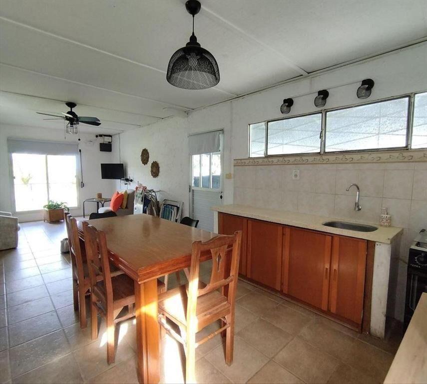 CASA EN VENTA A UNA CUADRA DE LA COSTA EN PLAYA LOS PINOS