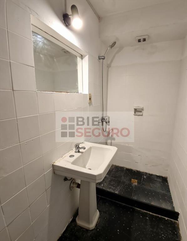 Amplia oficina en alquiler en excelente ubicación en el Cen