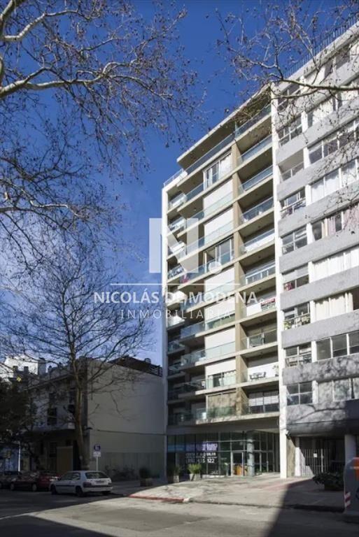 Venta Local Comercial con muy buena Renta en -