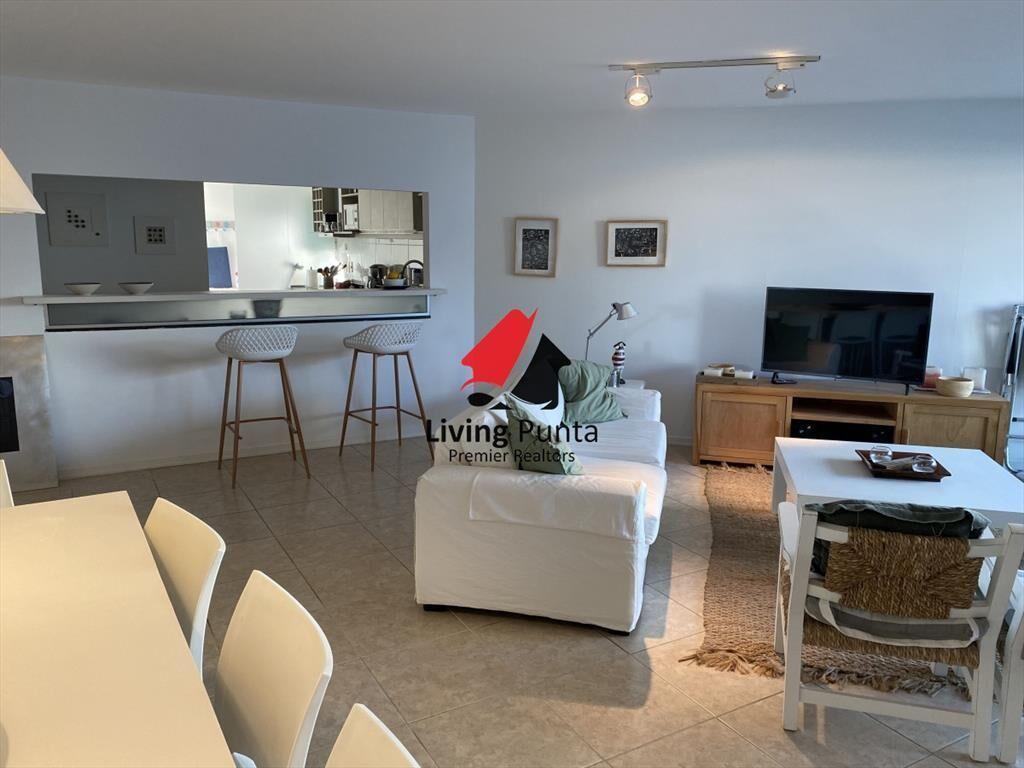 GRAN PLANTA EN  EDIFICIO CON SERVICIOS - 100 MTS.