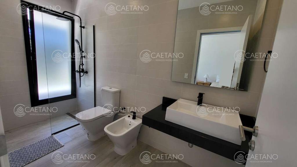 Venta casa 4 dormitorios. Playa Brava, Punta del Este