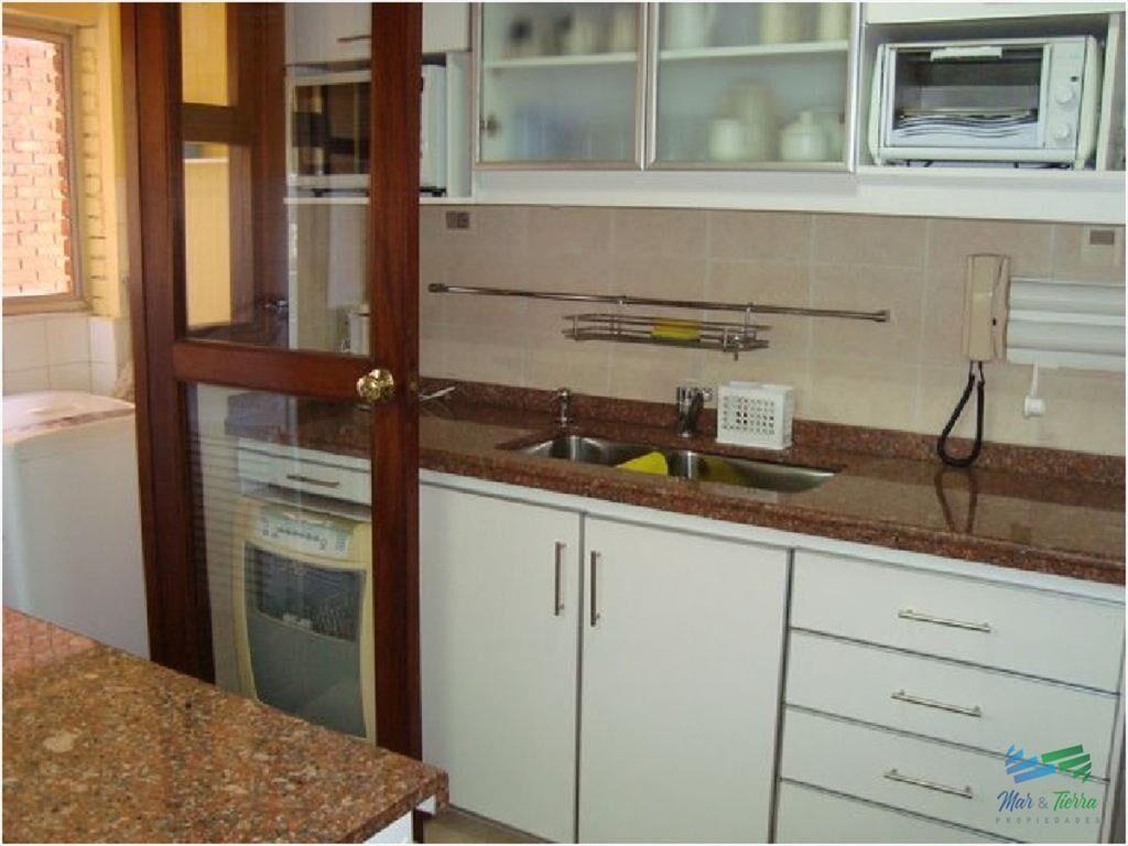 Apartamento en Peninsula, 3 dormitorios *
