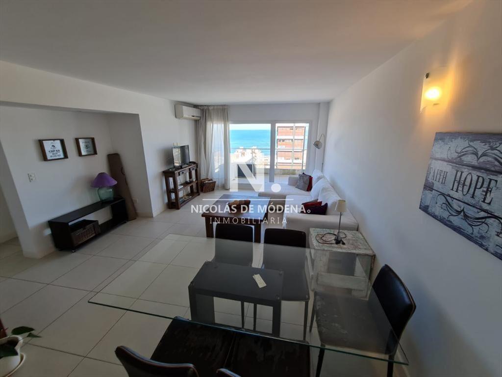 Punta del Este LUX TOWER- Venta departamento 3  9