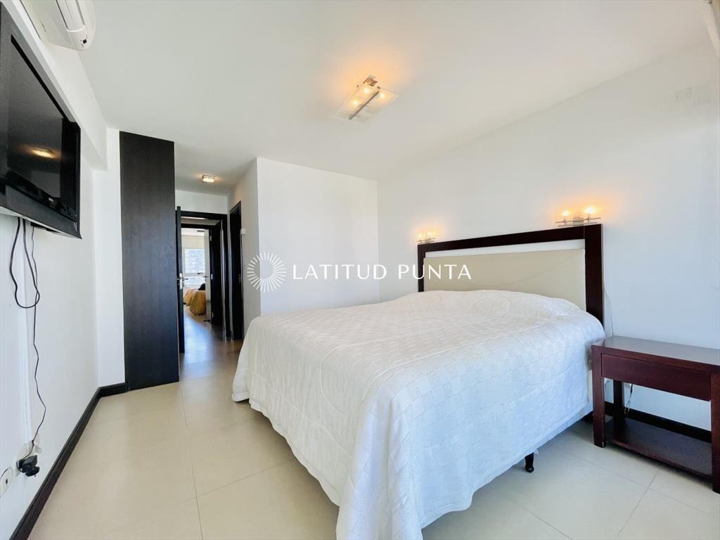 Apartamento en Mansa, 2 dormitorios y parrillero