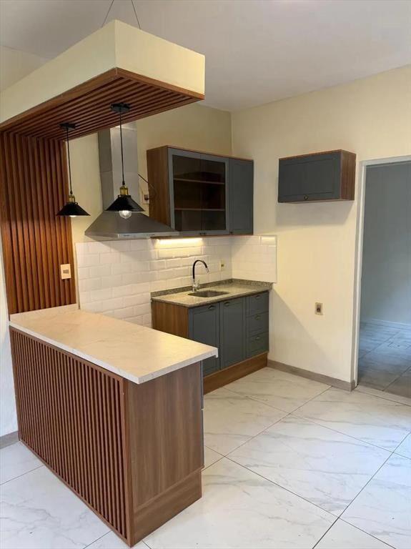 Venta Casa 2 dormitorios con cochera terraza y barbacoa en